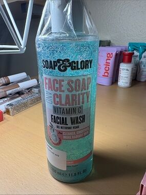 Soap & Glory Aqua Blue Face Soap Clarity Vitamin C Facial Wash